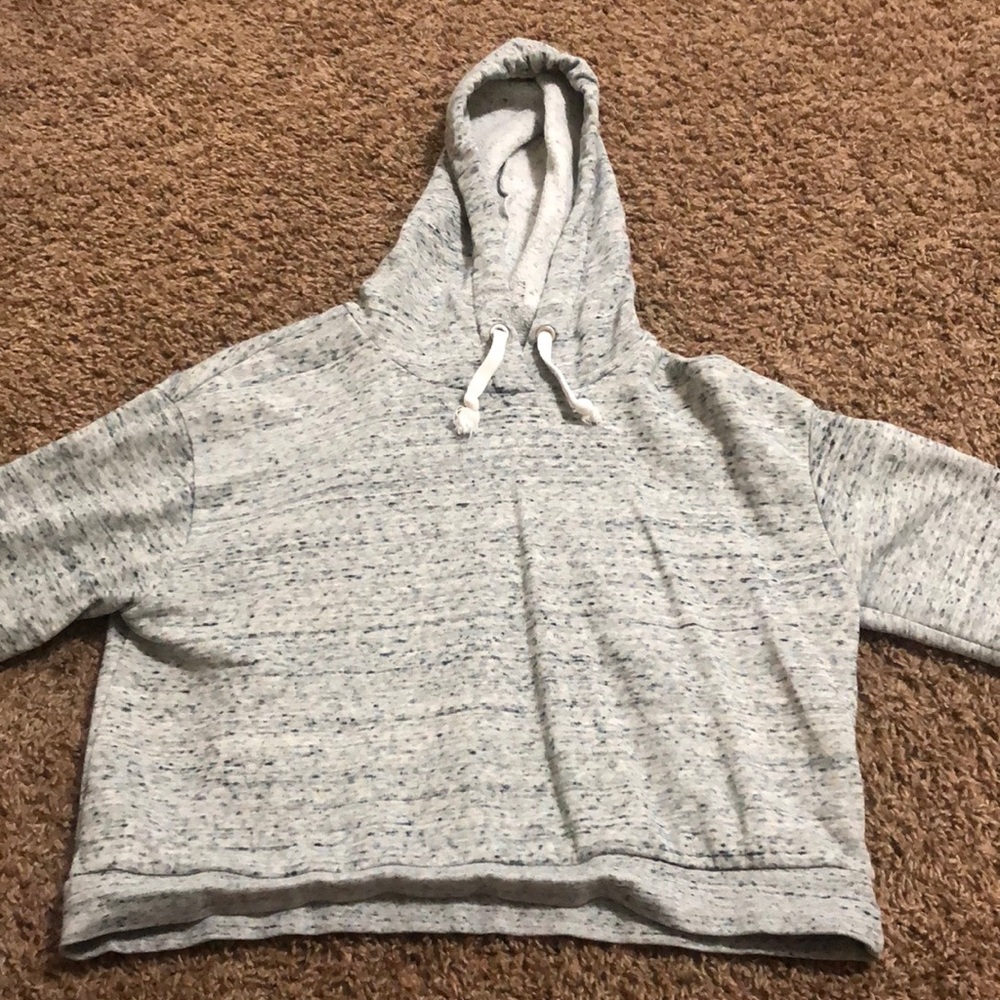 Cropped hoodie